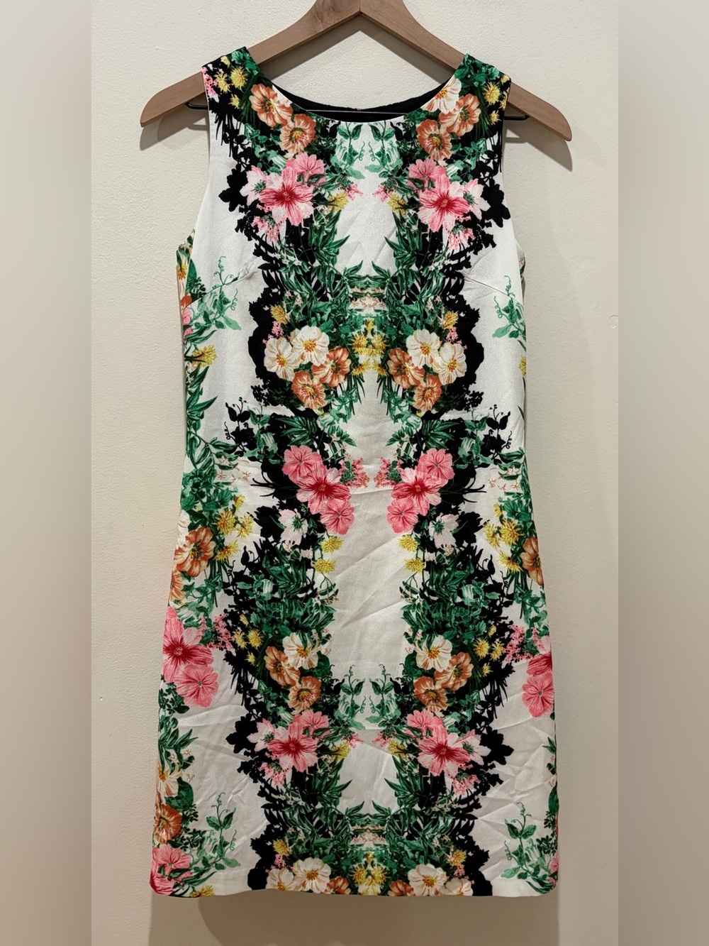 Maia Multicolored Floral Print Open Back Sleeveless Sheath Dress Women’s Size 6